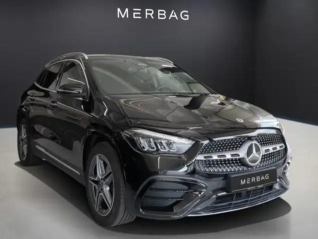 Mercedes-Benz GLA 180
