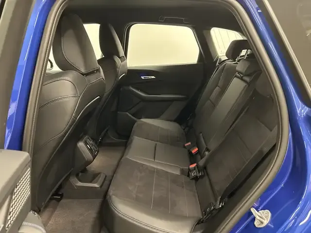 BMW 225