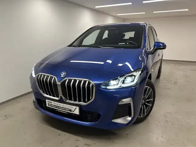 BMW 225
