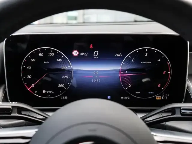 Mercedes-Benz GLC 220