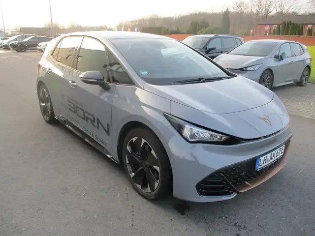 CUPRA Born