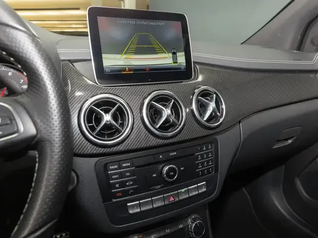 Mercedes-Benz B 200