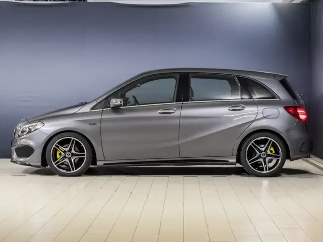 Mercedes-Benz B 200