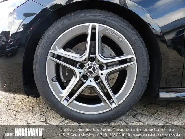 Mercedes-Benz CLA 200