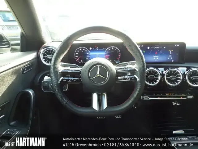 Mercedes-Benz CLA 200