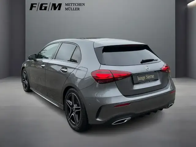 Mercedes-Benz A 220