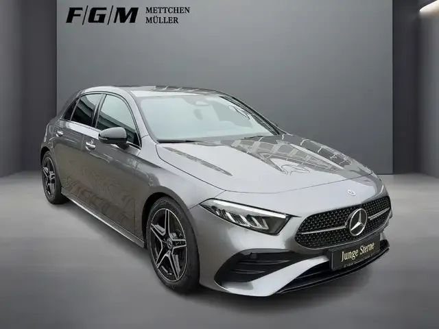 Mercedes-Benz A 220