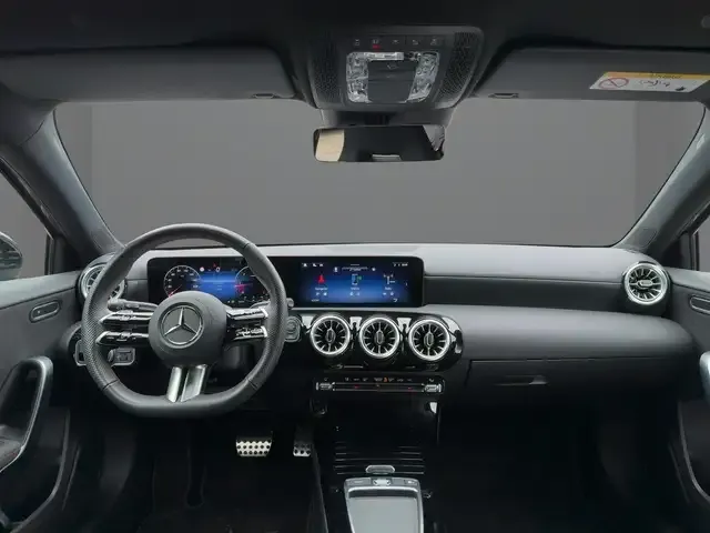 Mercedes-Benz A 220