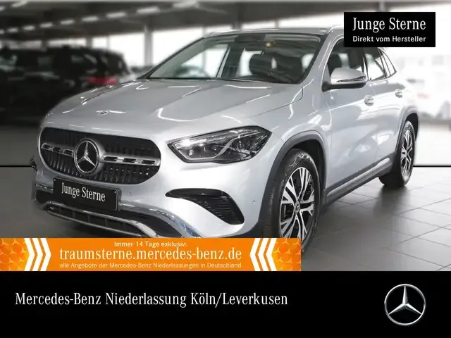 Mercedes-Benz GLA 220