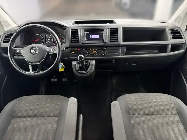 Volkswagen T6 Caravelle