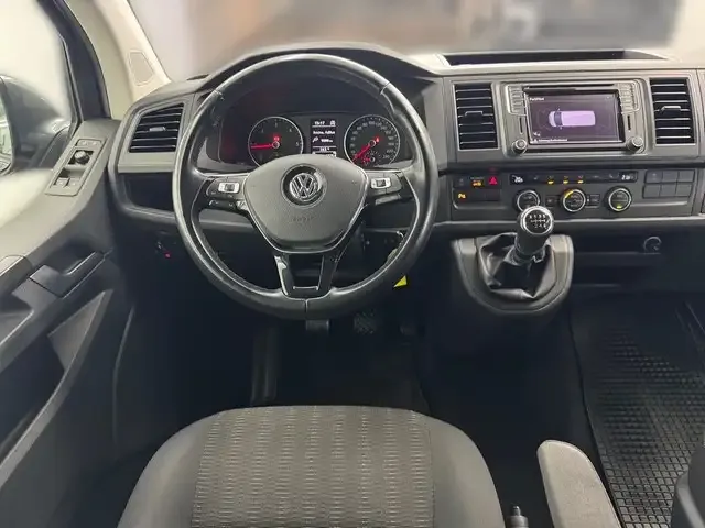 Volkswagen T6 Caravelle