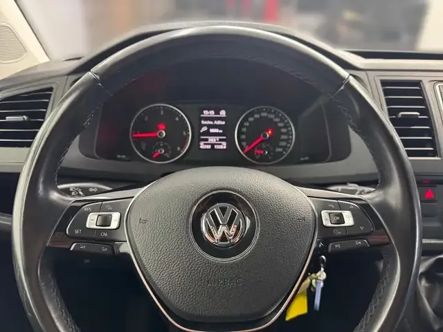 Volkswagen T6 Caravelle