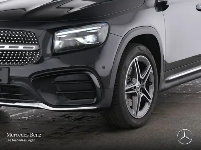 Mercedes-Benz GLB 180