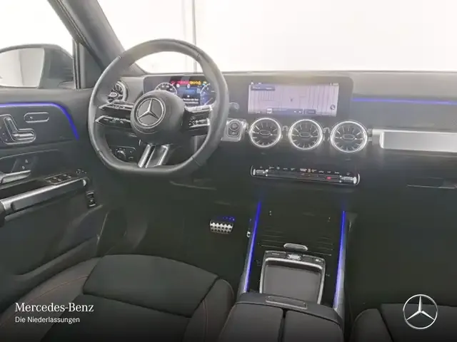 Mercedes-Benz GLB 180