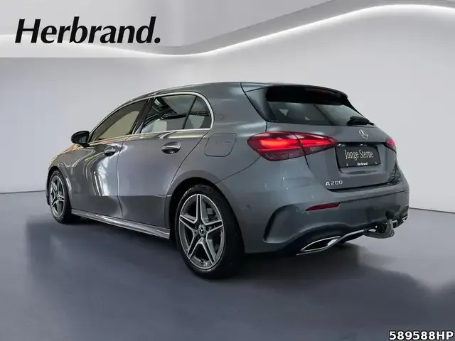 Mercedes-Benz A 200