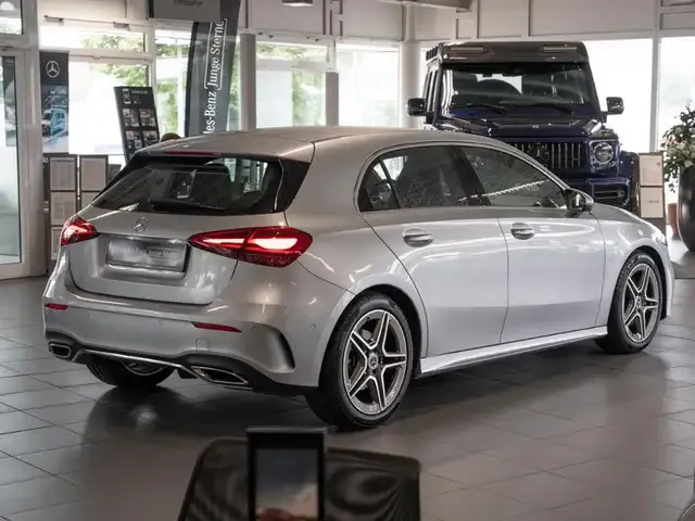 Mercedes-Benz A 200