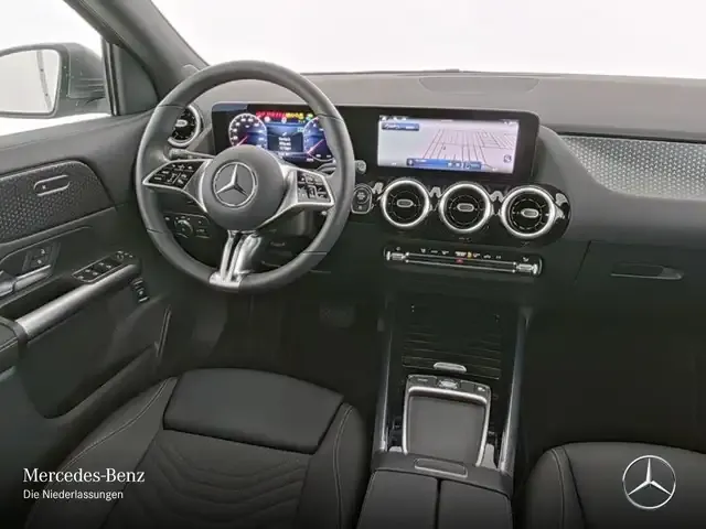 Mercedes-Benz GLA 180