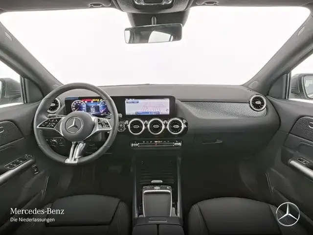 Mercedes-Benz GLA 180