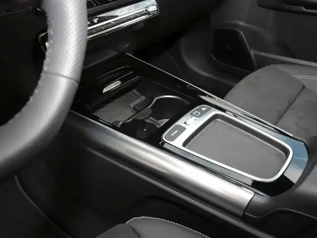 Mercedes-Benz GLA 220