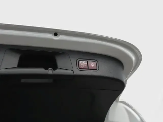 Mercedes-Benz GLA 220