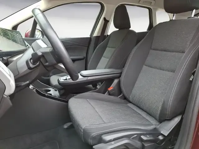 BMW 216