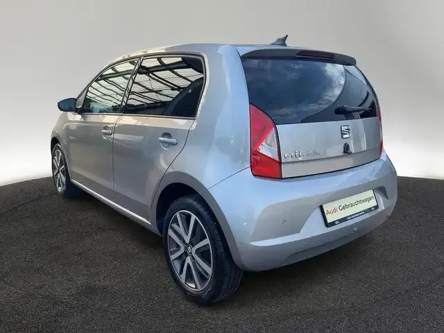 SEAT Mii