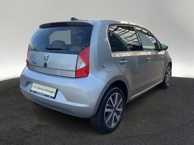 SEAT Mii