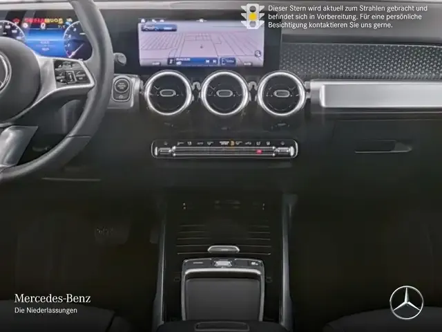 Mercedes-Benz GLB 220