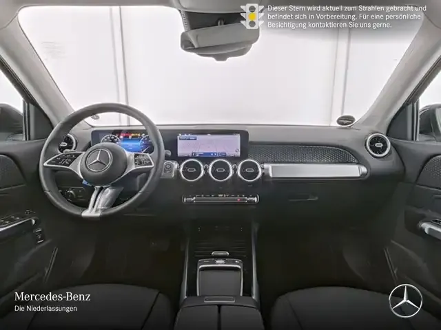 Mercedes-Benz GLB 220