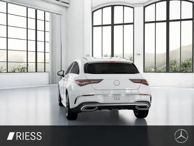 Mercedes-Benz CLA 220