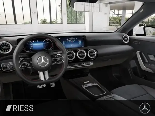 Mercedes-Benz CLA 220