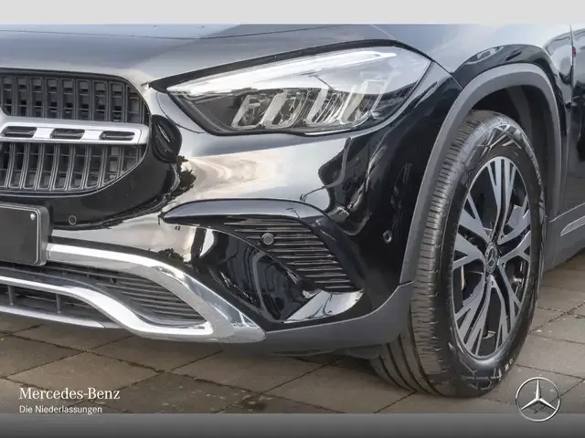 Mercedes-Benz GLA 180