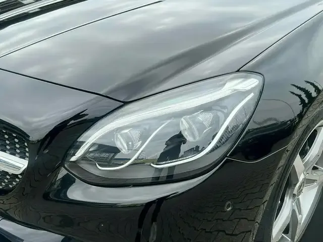 Mercedes-Benz SLC 180