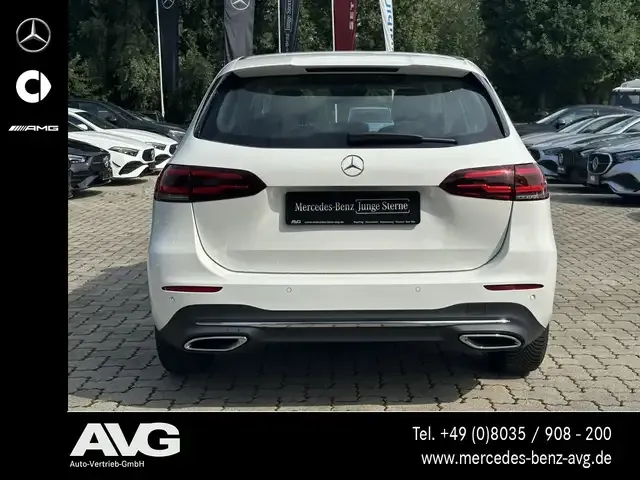 Mercedes-Benz B 200