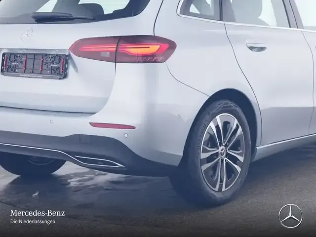 Mercedes-Benz B 200