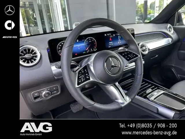 Mercedes-Benz GLB 200