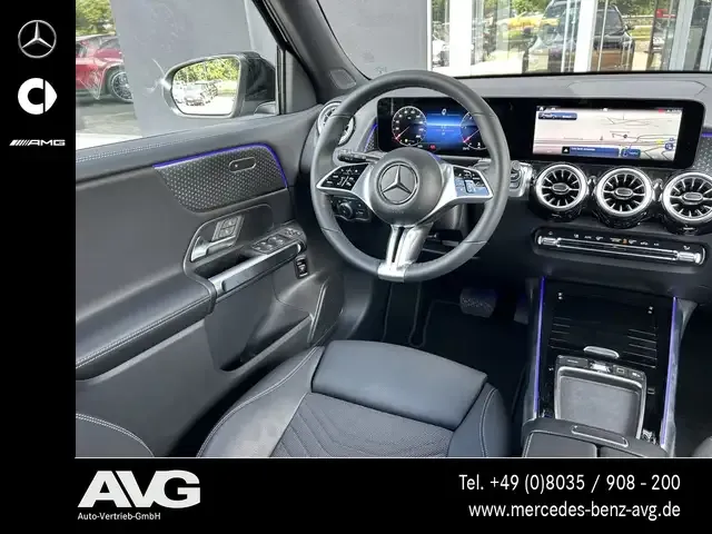 Mercedes-Benz GLB 200