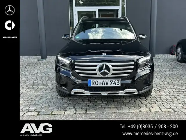 Mercedes-Benz GLB 200