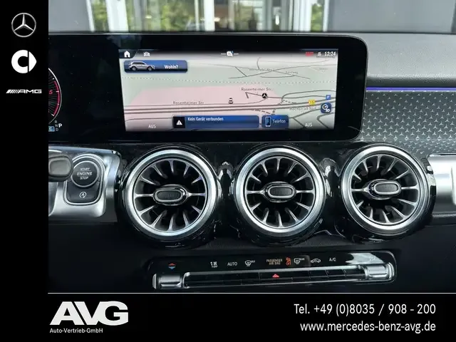 Mercedes-Benz GLB 200