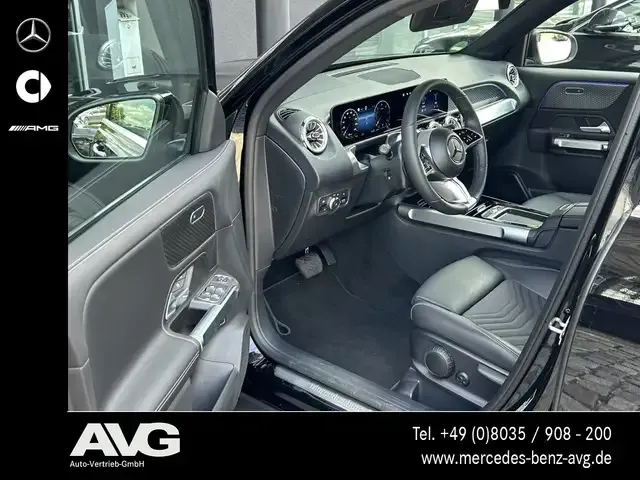 Mercedes-Benz GLB 200