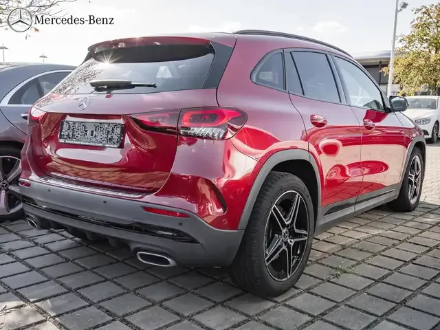 Mercedes-Benz GLA 250