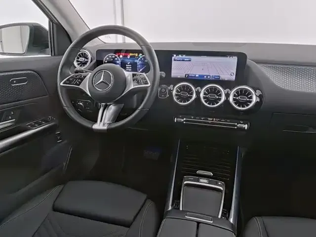 Mercedes-Benz GLA 180