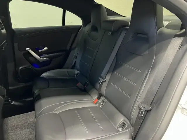 Mercedes-Benz CLA 220