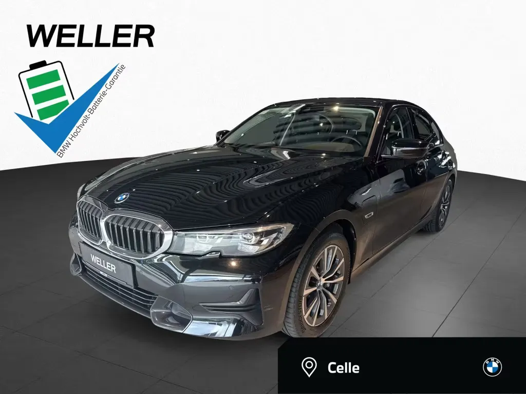 BMW 330
