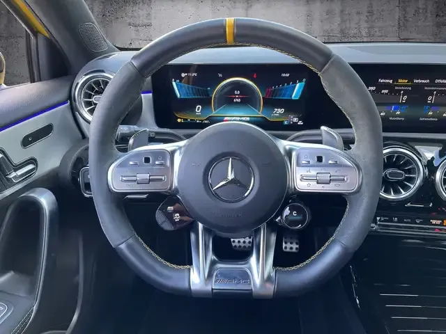 Mercedes-Benz A 45 AMG