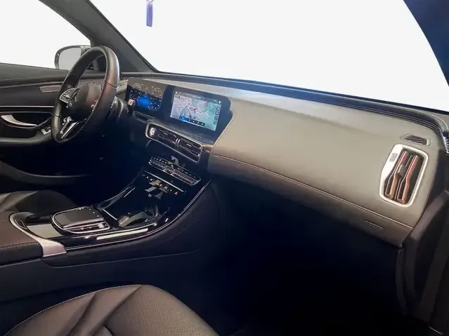 Mercedes-Benz EQC 400