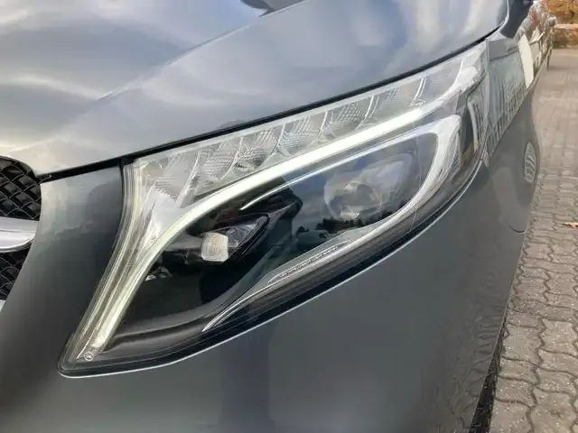 Mercedes-Benz Marco Polo