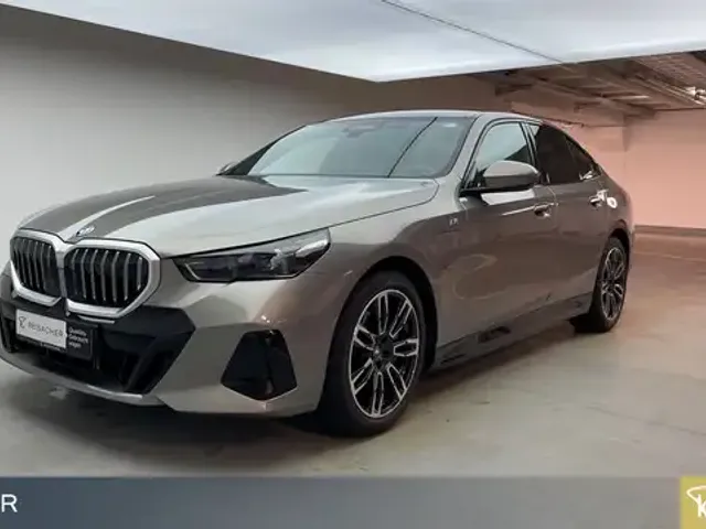 BMW 550