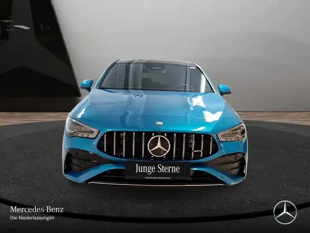 Mercedes-Benz CLA 35 AMG
