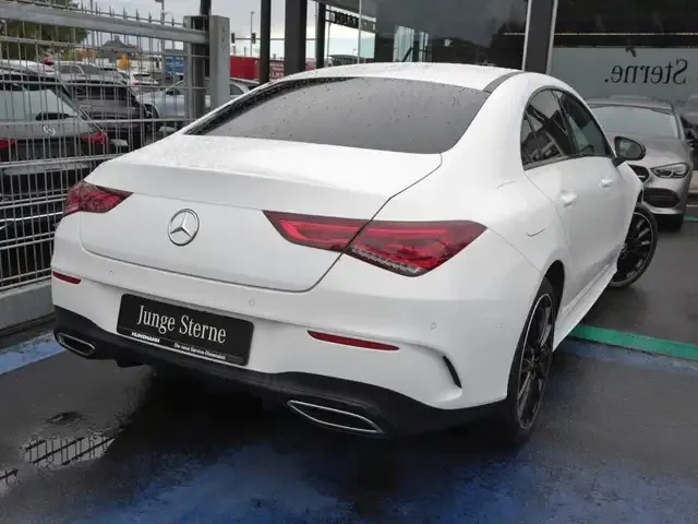 Mercedes-Benz CLA 250